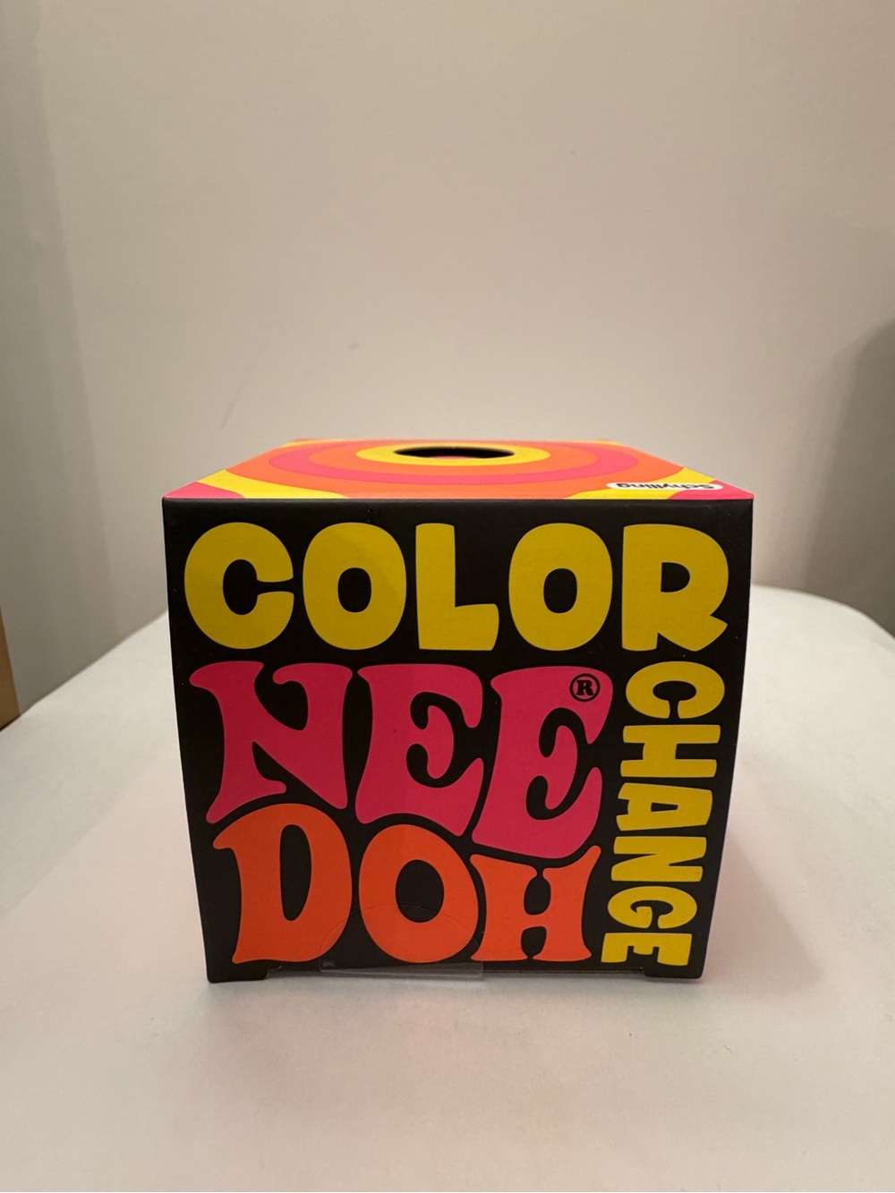 Color Change Sensory Ball - Black/Pink/Orange/Yellow